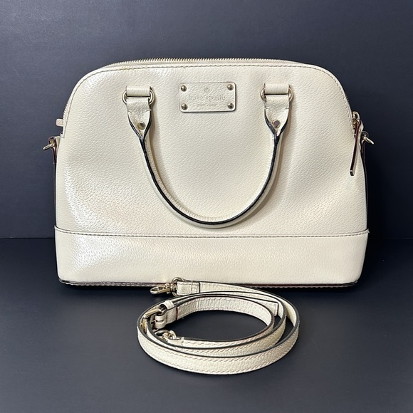 kate spade Handbags - Kate Spade crème/off white mini satchel, Crossbody bag